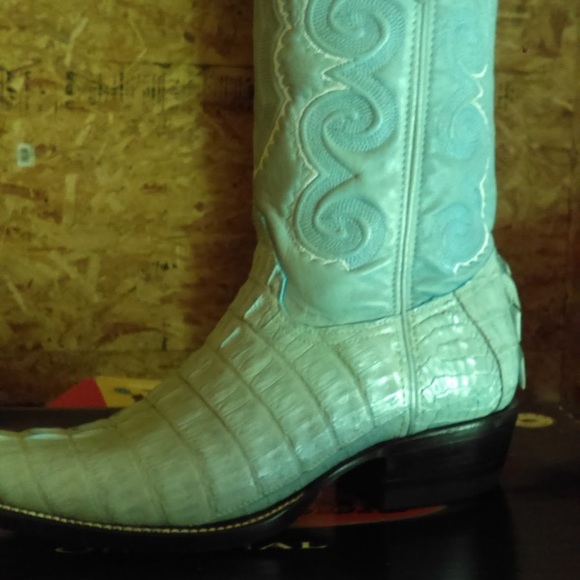 Cowboy boots - Picture 1 of 2